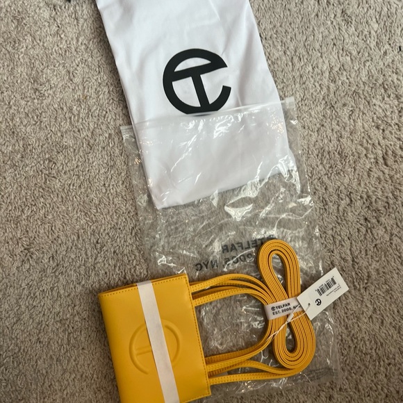 Telfar - small - Picture 4 of 5